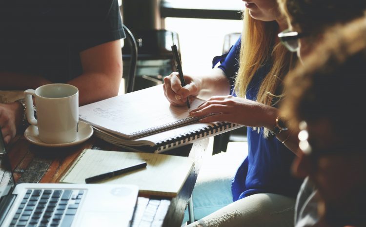  How an advisor can help you to get the most of your International Health Insurance